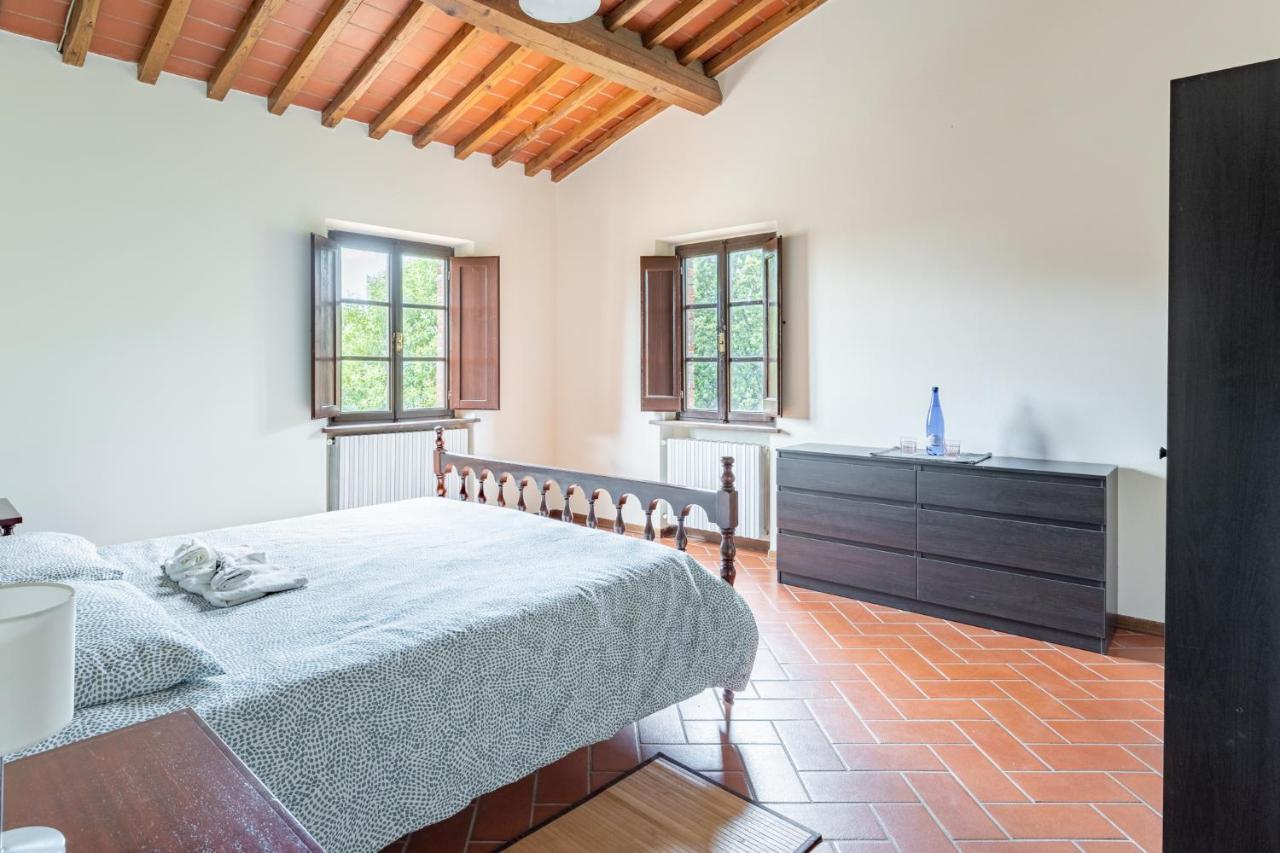 La Casina Di Elisa Villa Montecarlo Bagian luar foto
